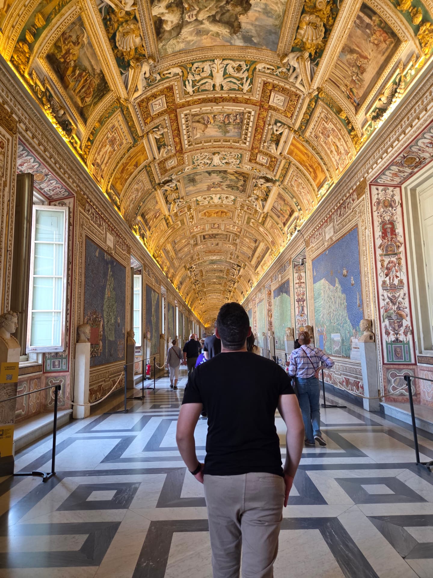 Corredor da Galeria dos Mapas no Vaticano